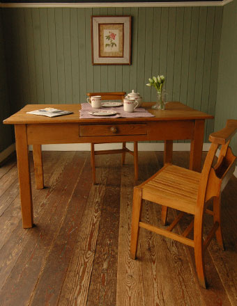 1930年代のアンティークテーブル (k-530k-f)