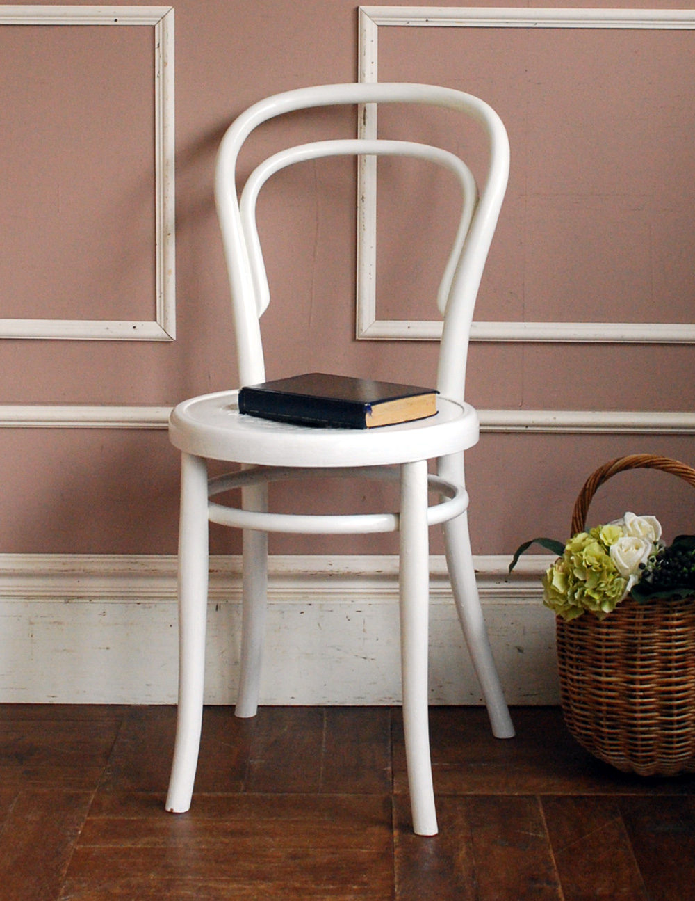 英国の伝統的なアンティーク椅子、ダブルループが美しいホワイトのベントウッドチェア (k-793-c)