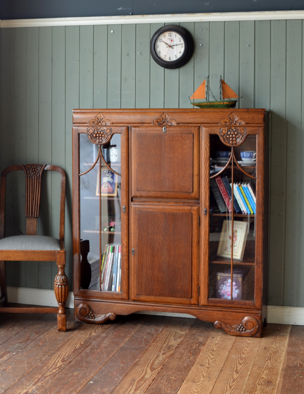 お洒落に使える英国のアンティーク家具、サイドバイサイド (k-797-f)