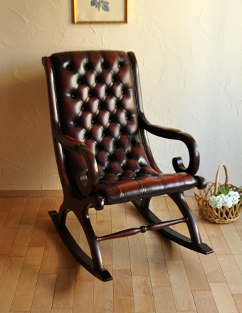 イギリスのカッコいいアンティークチェア、革張りのロッキングチェア(k-799-c)｜アンティークチェア・椅子