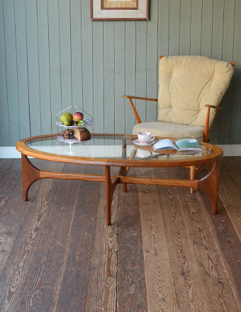 北欧のヴィンテージ家具、オシャレなガラス天板のテーブル (k-802-f)