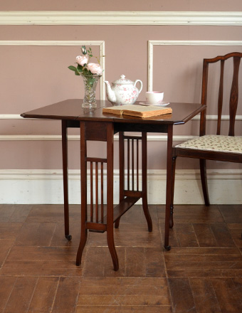 英国のアンティーク家具、マホガニー材のサザーランドテーブル (k-831-f)