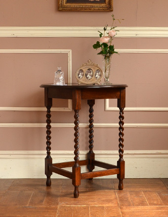 おしゃれな英国アンティーク家具、アンティークオケージョナルテーブル (k-846-f)