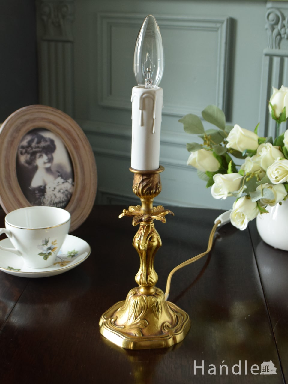 アンティークのおしゃれなテーブルランプ、真鍮製の照明器具（Ｅ17シャンデリア球付） (d-1649-z)