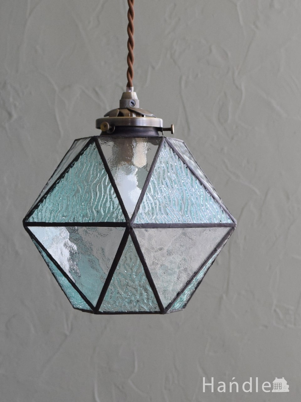 三角形を組み合わせたステンドグラスのペンダントライト（ブルー）（E17型LED電球付き ） (n22-021)