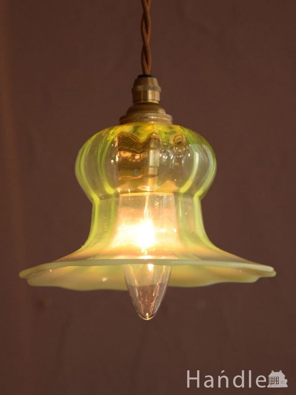 アンティークガラスのペンダントライト、ヴァセリンのおしゃれな照明（コード・シャンデリア球・ギャラリーなし） (k-4628-z)