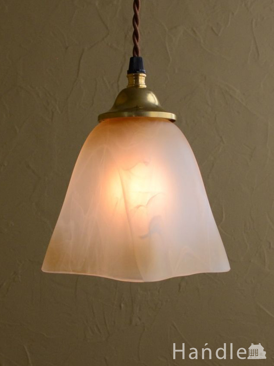 ガラス模様が美しいアンティーク調のペンダント照明(ギャラリー付きコード・シャンデリア電球)  (pl-375)