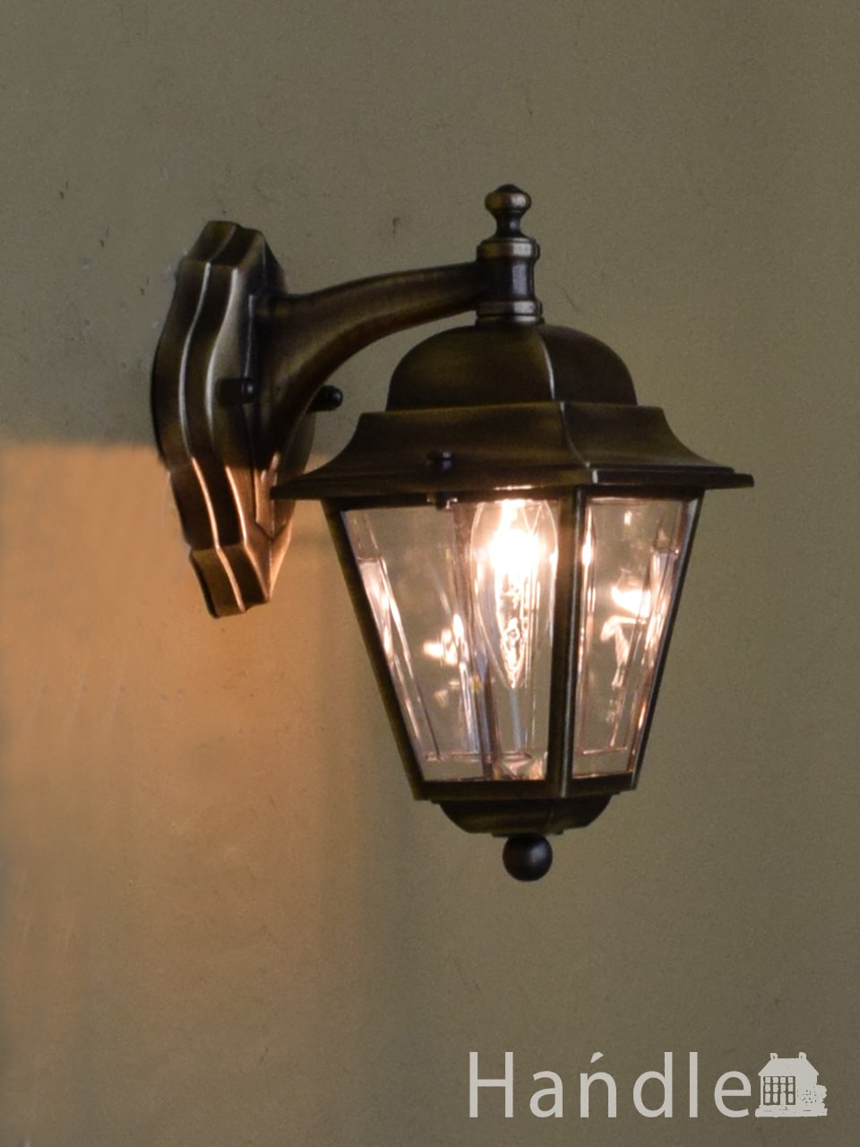 フレンチスタイルのおしゃれなエクステリアランプ、ランタンタイプの外灯 (wr-148)