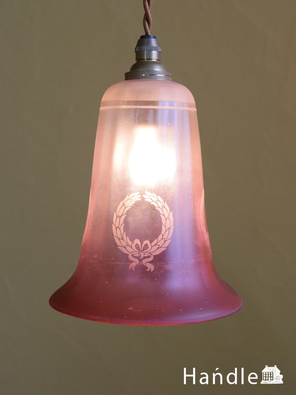 イギリスから届いたアンティーク照明、クランベリーガラスのペンダントライト(コード・シャンデリア電球・ギャラリーなし) (m-6281-z)