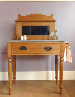 アンティーク家具 アンティークのキャビネット アンティークウォッシュスタンド