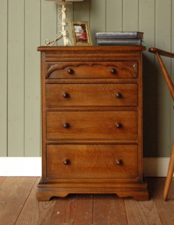 アンティーク家具  アンティーク スモールチェスト