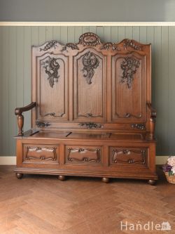 アンティークチェア・椅子 アンティークベンチ・セティ 豪華な彫が美しいアンティークベンチ、フランスから届いたオーク材の華やかなコファベンチ