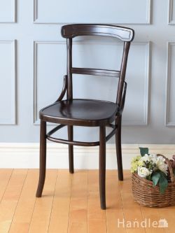 英国アンティークのおしゃれな椅子、座面の彫が美しい曲げ木のベントウッドチェア