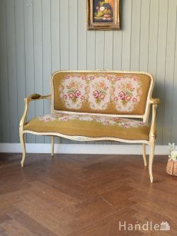 アンティークチェア・椅子 アンティークベンチ・セティ フランスのアンティークソファ、プチポワンの刺繍が美しいおしゃれなセティ