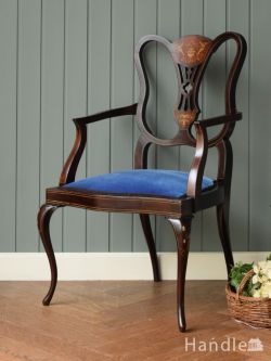 アンティークチェア・椅子 サロンチェア 英国のアンティーク美しい椅子、象嵌が入ったアーム付きサロンチェア