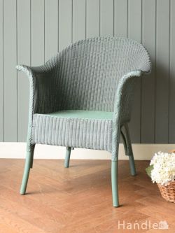イギリスから届いたアンティークのおしゃれな椅子、爽やかなグリーン色のロイドルームチェア
