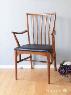 アンティークチェア・椅子  イギリスから届いたビンテージの椅子、アーム付きのおしゃれなダイニングチェア