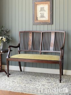 マホガニー材の美しいアンティーク長椅子、背もたれの象嵌が美しいセティ