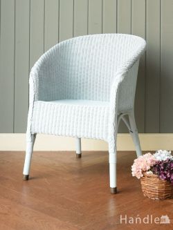 アイスブルー色のアンティーク椅子、英国アンティークのロイドルームチェア