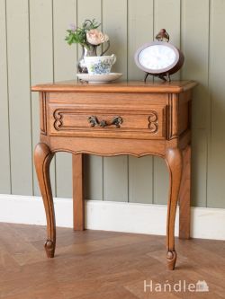 アンティーク家具 アンティークのチェスト フランスのアンティーク家具、小さくて可愛いサイドチェスト(ナイトテーブル)