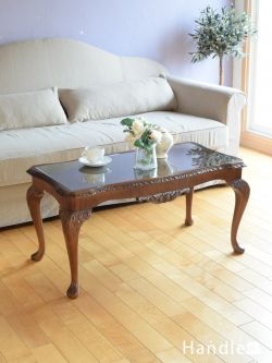 アンティーク家具 アンティークのテーブル 英国から届いたエレガントなアンティークテーブル、猫足のおしゃれなコーヒーテーブル