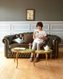 アンティーク家具  美しいアンティークのフレンチ家具、２台セットの大理石天板キドニーネストテーブル