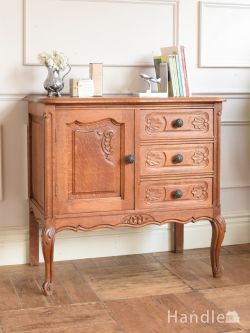 アンティーク家具 アンティークのキャビネット フランスのアンティークキャビネット、華やかな猫脚のサイドボード 