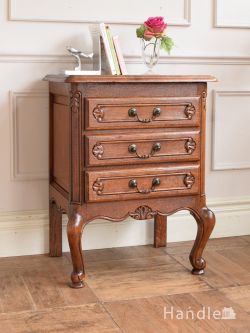 アンティーク家具 アンティークのチェスト フランスのアンティークチェスト、小さくてどこにでも置けるサイドチェスト