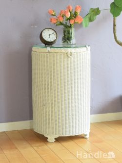 アンティーク家具 ブランケットボックス・収納ボックス アンティークのロイドルームボックス、サイドテーブルにもなるガラス天板付きのランドリーボックス