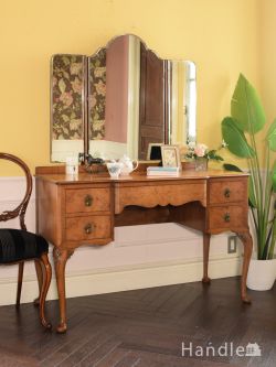 アンティーク家具 アンティークのドレッサー 英国アンティークのおしゃれな三面鏡ドレッサー、ウォールナット材の鏡台