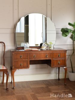 英国から届いたアンティークのおしゃれな家具、美しい三面鏡のドレッサーデスク