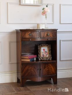 アンティーク家具 アンティークのキャビネット 英国アンティークのサイドキャビネット、マホガニー材のカップボードキャビネット