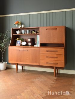 北欧スタイルのおしゃれなヴィンテージ家具、イギリスから届いたサイドボード