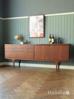 アンティーク家具 アンティークのサイドボード 北欧スタイルのおしゃれなサイドボード、英国Meradew社のアンティークテレビ台