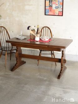アンティーク家具 アンティークのテーブル イギリスから届いたおしゃれなドローリーフテーブル、アーコール社の伸長式のダイニングテーブル