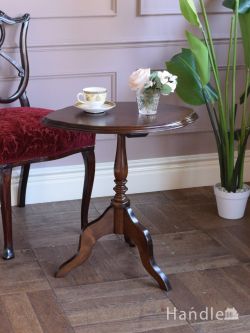 アンティーク家具 アンティークのテーブル 英国アンティークの美しいテーブル、マホガニー材のティーテーブル