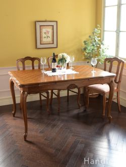 アンティーク家具  フランスから届いたアンティークのドローリーフテーブル、市松模様のおしゃれな伸長式テーブル