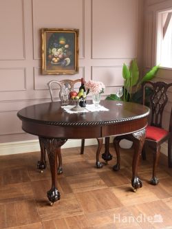 アンティーク家具  イギリスから届いたアンティークのダイニングテーブル、クイーンアン様式のエクステンション