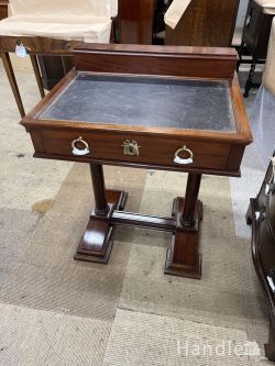 到着予定商品 アンティークのデスク・書斎机 アンティ―ク　ライティングデスク