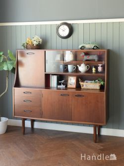 ミッドセンチュリースタイルのビンテージ家具、イギリスJentique社のおしゃれなサイドボード(x-1767-f)