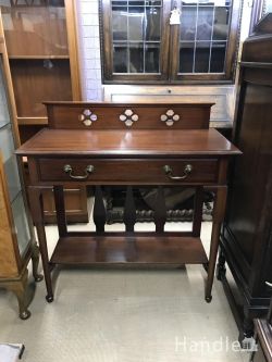 到着予定商品 アンティークのテーブル アンティーク　ホールテーブル