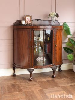 アンティーク家具 アンティークのキャビネット 華やかな杢目のアンティークサイドボード、ハーフムーン型の美しいガラスキャビネット