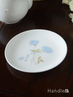 アンティーク雑貨 アンティーク食器 ウェッジウッド(Wedgwood)の陶磁器、アイスローズのアンティークプレート