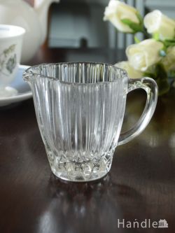 アンティーク雑貨 アンティーク食器 アンティークガラスのおしゃれな食器、プレスドグラスのピッチャー(ミルクポット) 