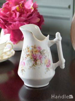 アンティーク雑貨 アンティーク食器 イギリスのアンティーク食器、お花のブーケが美しいミルクピッチャー