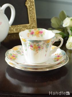 アンティーク雑貨 アンティーク食器 英国のアンティーク食器、ダッチェスチャイナ（DUCHESS CHINA　E＆B.L）のトリオ