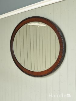アンティーク雑貨 アンティーク ミラー（鏡） 英国のおしゃれな鏡、オーバル型の木製フレーム付きのアンティークミラー