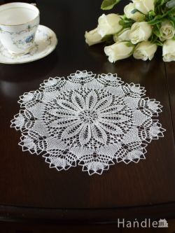 アンティーク雑貨 ドイリー・クロス おしゃれなフランス雑貨、お花の形の華やかなドイリーレース