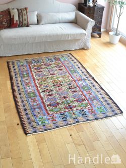 アンティーク雑貨 トライバルラグ・トルコ絨毯 ビンテージのおしゃれな織物、トルココンヤの一点もののキリム