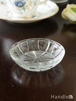 アンティーク雑貨 ケーキスタンド アンティーク かたちも可愛い小さな小物入れ、アンティーク プレスドグラス（アクセサリートレイ）